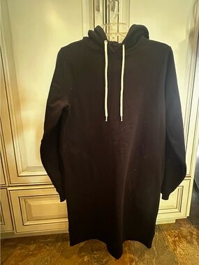 GAP Black Women’s Hooded Crewneck Sweaterdress